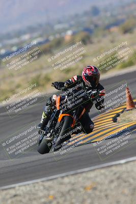 media/Nov-06-2022-SoCal Trackdays (Sun) [[208d2ccc26]]/Turn 11 (10am)/